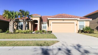 Davenport Homes in Solterra Rst by ADR