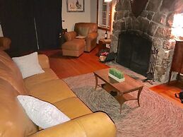 Craftsman Cabin, Granite, Stainless Steel, Holiday Home 3