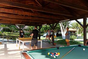 Anissa Beach & Village