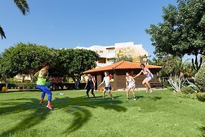 Anissa Beach & Village