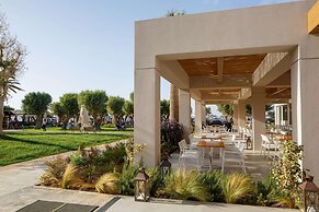 Anissa Beach & Village