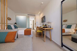 Anissa Beach & Village