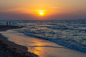 Anissa Beach & Village