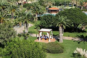 Anissa Beach & Village