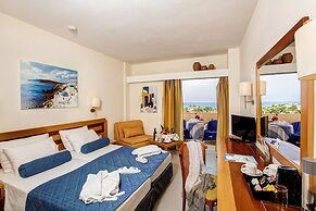 Anissa Beach & Village