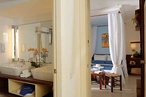 Anissa Beach & Village