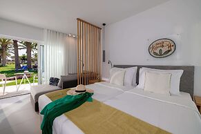 Anissa Beach & Village