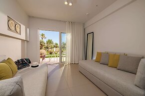 Anissa Beach & Village