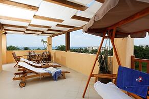 Anissa Beach & Village