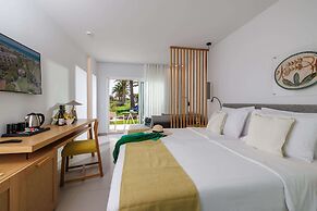 Anissa Beach & Village