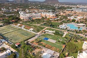 Anissa Beach & Village