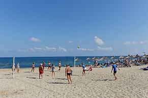 Anissa Beach & Village