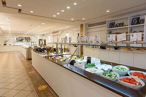 Anissa Beach & Village