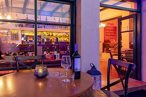 Anissa Beach & Village