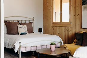 La Villa d'Hélène Chambres d’hôtes et Appartements-Cluses