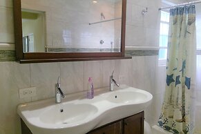 Bermuda Villa Guest House