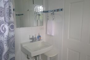 Bermuda Villa Guest House