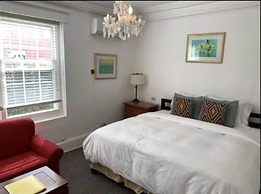 Bermuda Villa Guest House