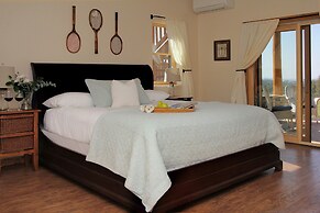 Courtwood Inn