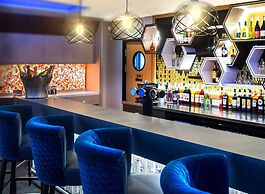 Kyriad Prestige Amiens Poulainville Hotel and SPA