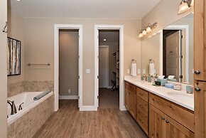 I Could Live Here *Brand New Unit Villa 4