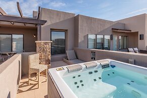 The Eagle's Nest Villa 4