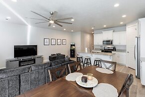 The Eagle's Nest Villa 4