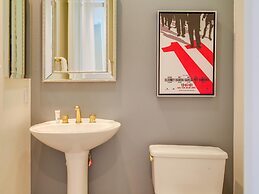 Lions Gate Estate Holiday home 4