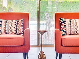 Lions Gate Estate Holiday home 4