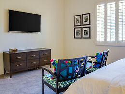 Lions Gate Estate Holiday home 4