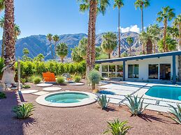 Modern Monte Vista Holiday home 4