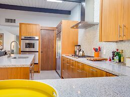 Modern Monte Vista Holiday home 4