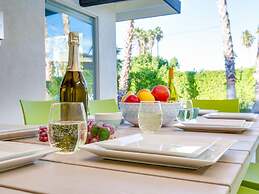 Under the Palms Holiday home 3