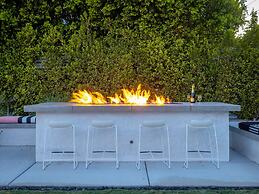 Bubble Gum Modern Holiday home 3