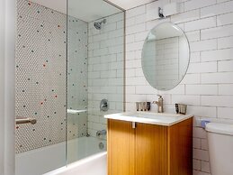 Bubble Gum Modern Holiday home 3