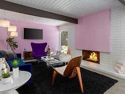 Bubble Gum Modern Holiday home 3