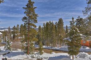 Black Bear Lodge Holiday Home 4