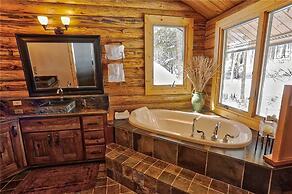 Black Bear Lodge Holiday Home 4