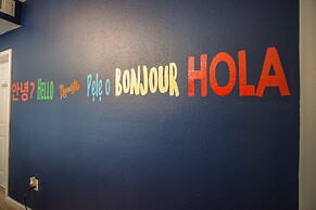 Wanderstay Houston Hostel