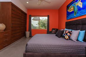 Condo Complex with an Alluring Pool & Tropical Vibes by Stella Rentals