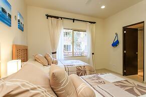 Condo Complex with an Alluring Pool & Tropical Vibes by Stella Rentals