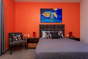 Condo Complex with an Alluring Pool & Tropical Vibes by Stella Rentals