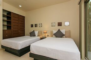 Condo Complex with an Alluring Pool & Tropical Vibes by Stella Rentals