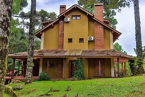 Locar-in Gramado Tríplex Laje de Pedra