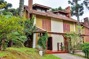 Locar-in Gramado Tríplex Laje de Pedra