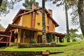 Locar-in Gramado Tríplex Laje de Pedra