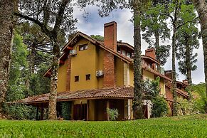 Locar-in Gramado Tríplex Laje de Pedra