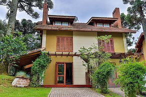 Locar-in Gramado Tríplex Laje de Pedra