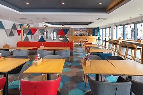 Holiday Inn Express Exeter - City Centre by IHG