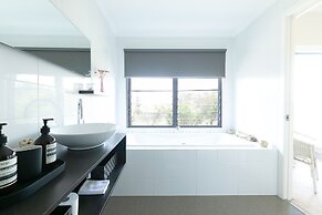 Blackwattle Luxury Retreats